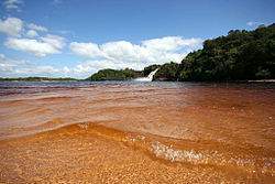 LagunadeCanaima.jpg