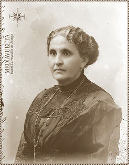 Isabel Carrasquilla.jpg