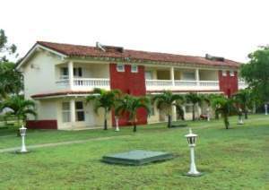 Los-laureles-hotel-sancti-spiritus.jpg