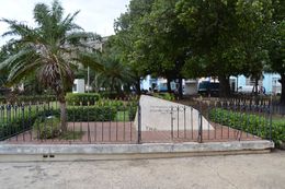 Parque Aracelio Iglesias-Habana Vieja.jpg