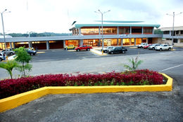 Aeropuerto de Nueva Loja.jpg