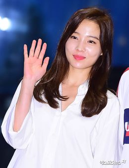 Yoon So Hee .jpg