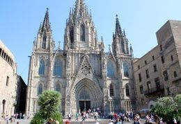 Catedral de barcelona 2.jpg