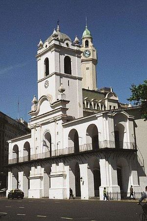 Cabildo-Buenos-Aires.jpg