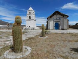 Iglesia de Cariquima.jpg